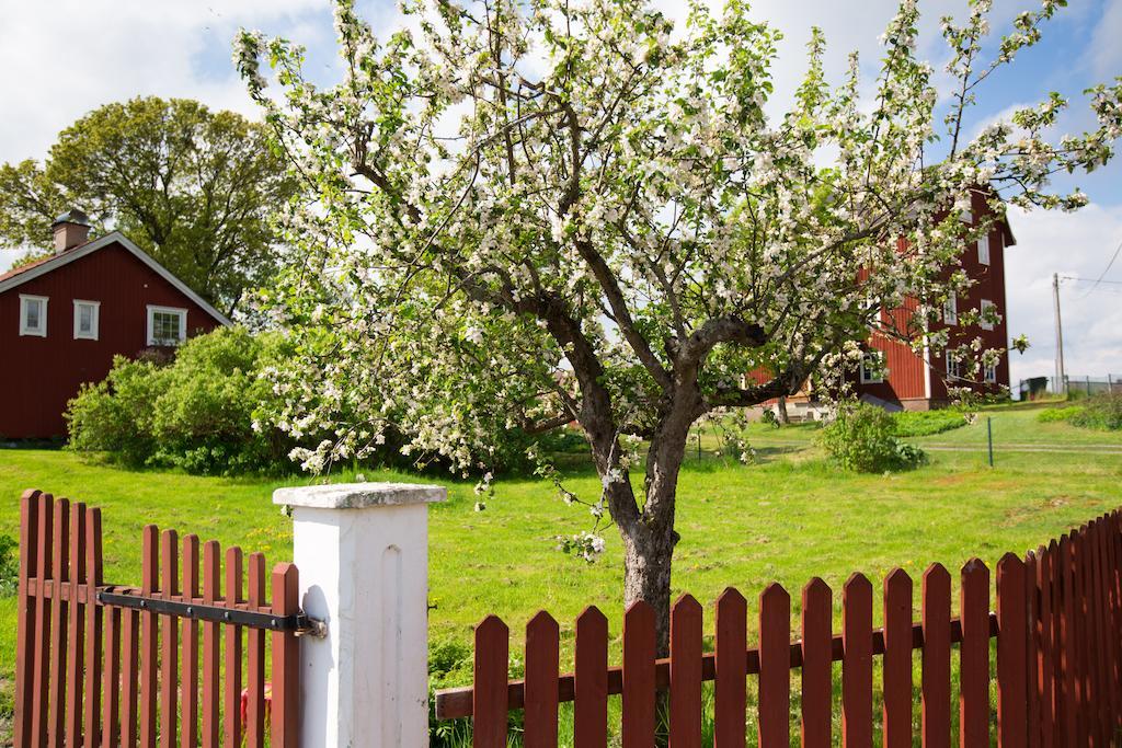 Lilla Soergarden Hotel Kungsberga Екстериор снимка